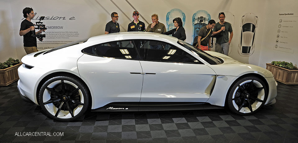 Porsche Mission E Concept 2018 Rennsport 
VI 2018