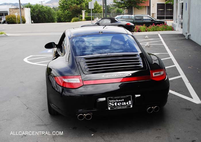 Porsche 911 Carrera 4S 2010