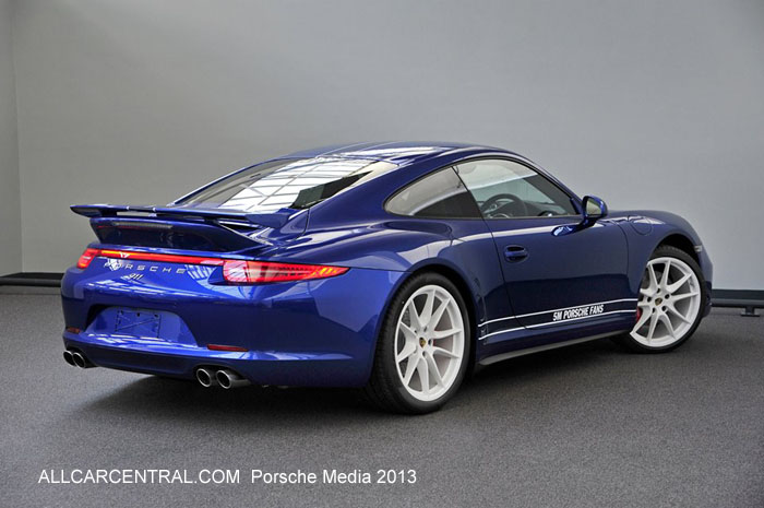2014 Porsche 911 Carrera 4S Facebook Edition