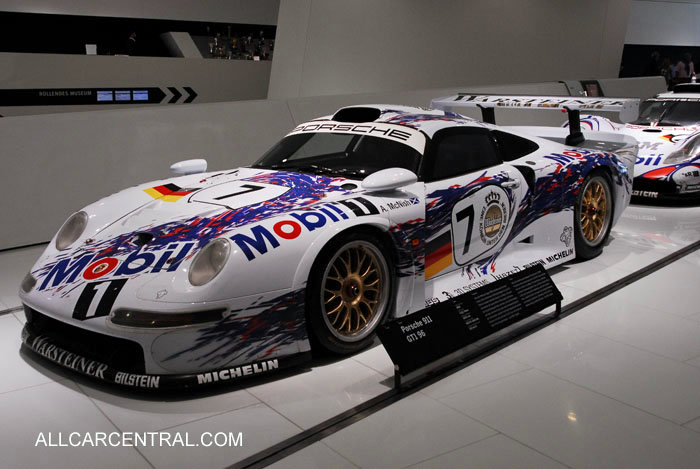 Porsche 911 GT1 96 1996