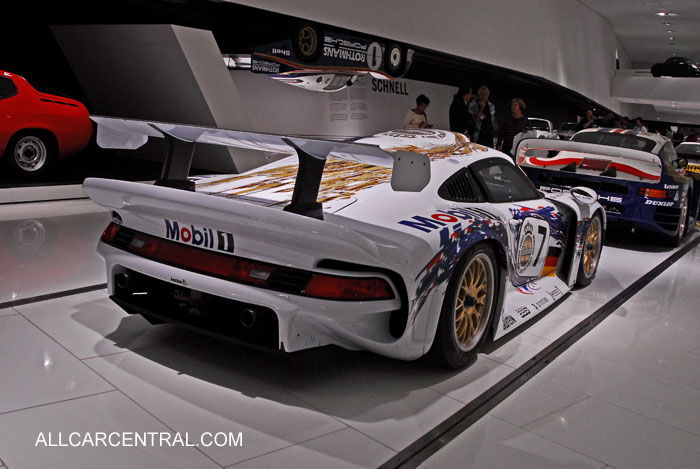 Porsche 911 GT1 96 1996