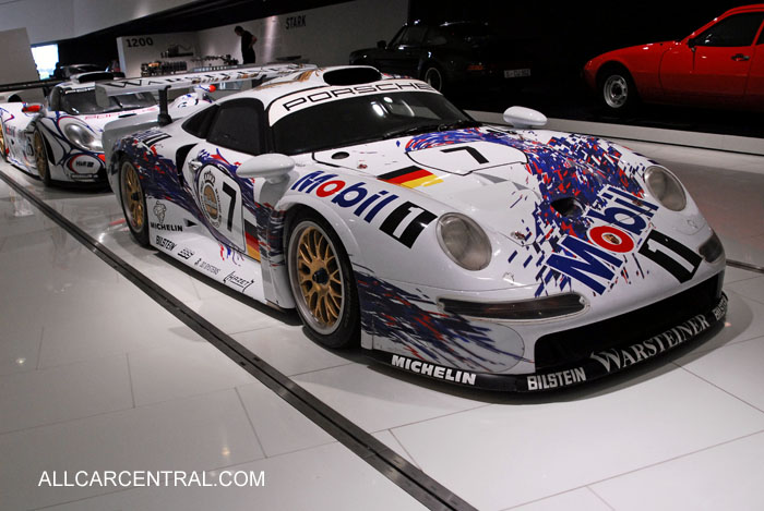 Porsche 911 GT1 96 1996