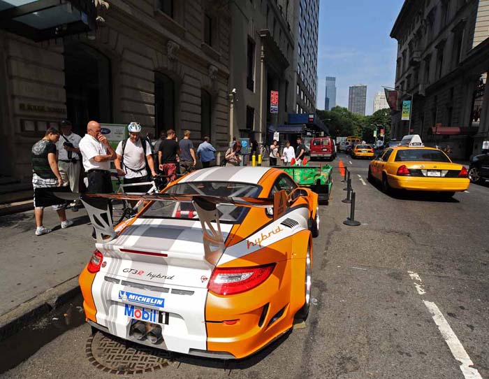 Porsche 911 GT3R Hybrid 2011