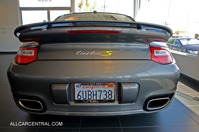 Porsche 911 Turbo S Ed 918 Spyder sn-WPOAD2A96CS766292 2012