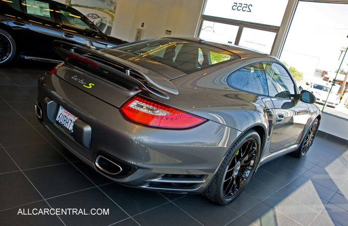 Porsche 911 Turbo S Ed 918 Spyder sn-WPOAD2A96CS766292 2012