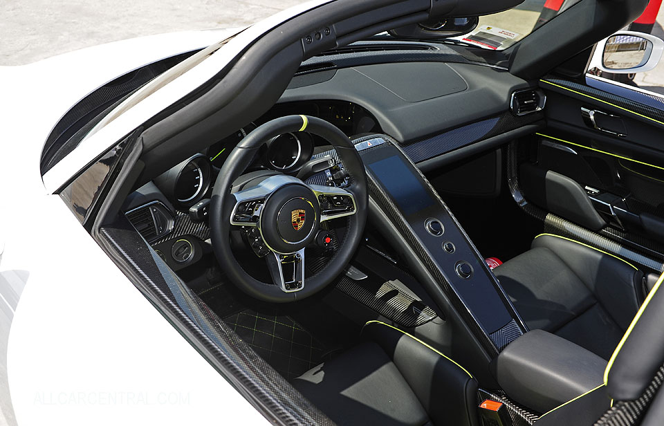Porsche 918 Spyder 2015 EOCR MONTEREY 2017